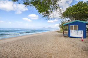 HollowaysBeach2 HollowaysBeach2