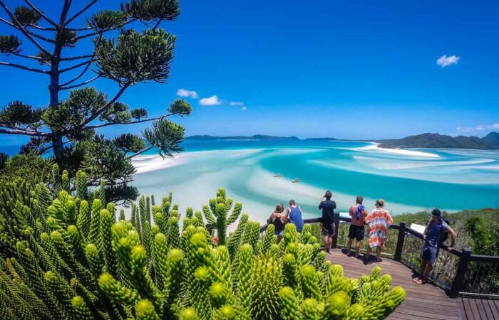 Brisbane to Cairns East Coast Tour - Time To Backpack